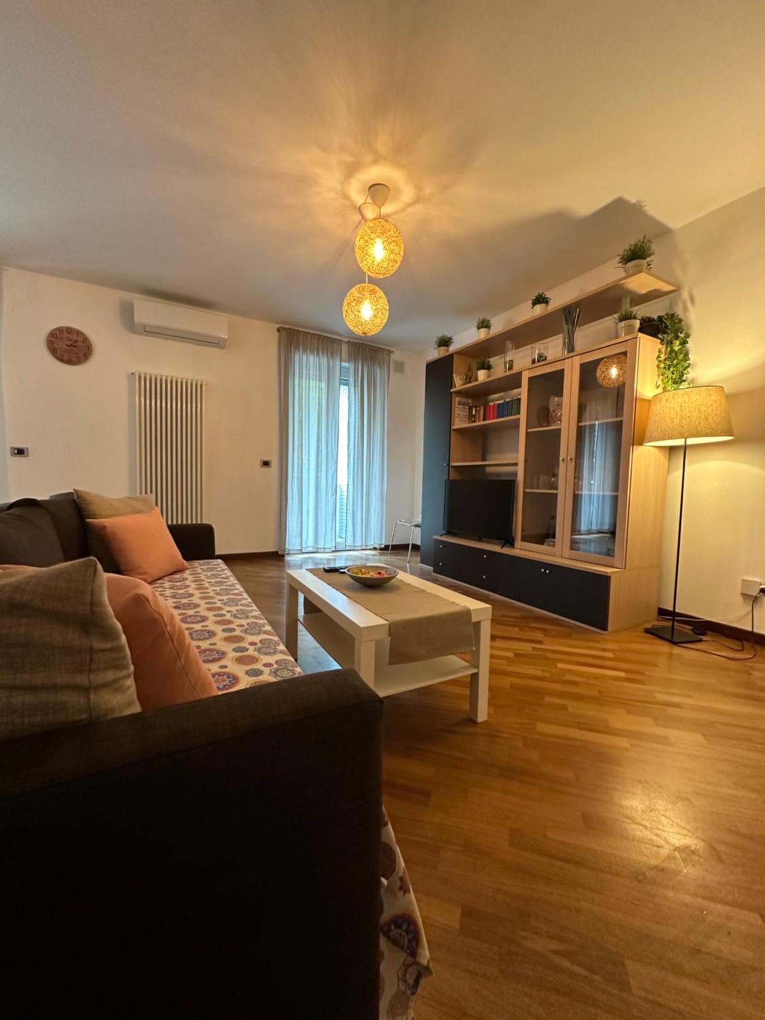La Casa Di Yasmin_Pescara Centro Apartment Ngoại thất bức ảnh